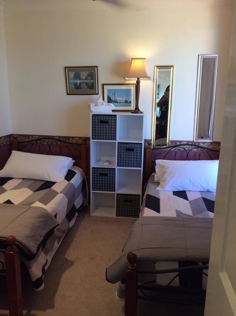 Crossland House - Your Accommodation 11