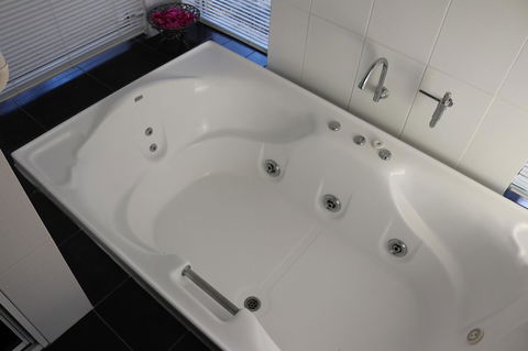 Kendenup Cottages And Lodge - Your Accommodation 17