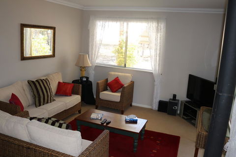 Kendenup Cottages And Lodge - Your Accommodation 11