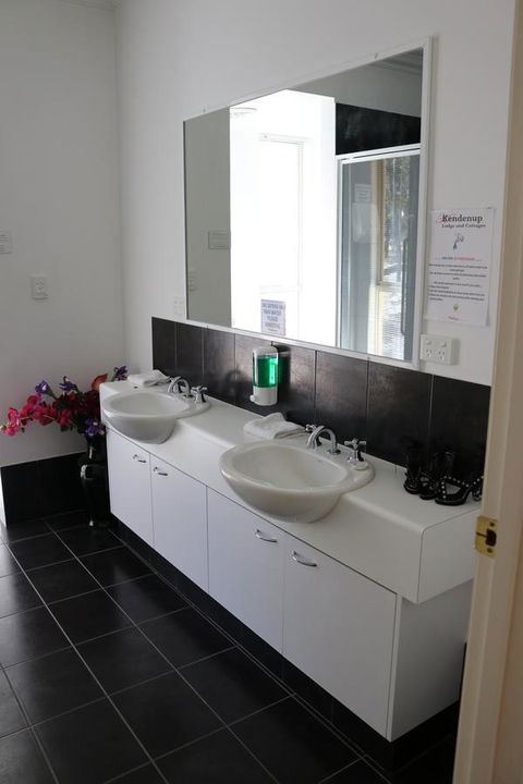 Kendenup Cottages And Lodge - Your Accommodation 18