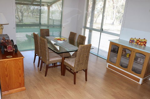 Kendenup Cottages And Lodge - Your Accommodation 10