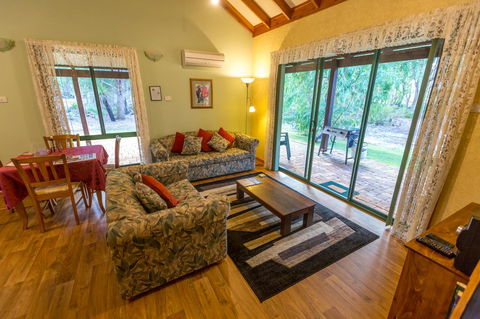 Yelverton Brook Conservation Sanctuary - Your Accommodation 13