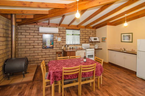 Yelverton Brook Conservation Sanctuary - Your Accommodation 33