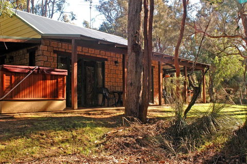 Yelverton Brook Conservation Sanctuary - Your Accommodation 8