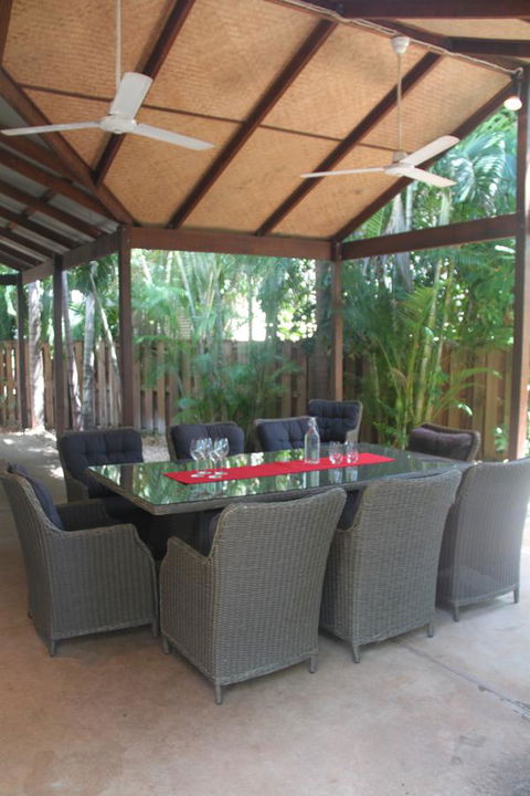 Beach House On Fox - Your Accommodation 21