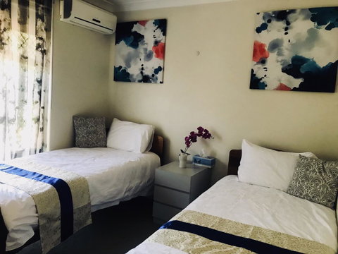 Swan Valley Rest Cottage - Your Accommodation 9