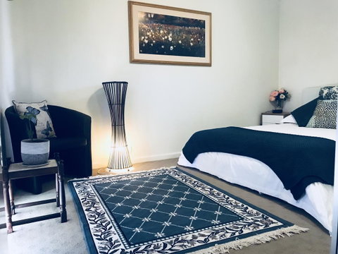 Swan Valley Rest Cottage - Your Accommodation 14