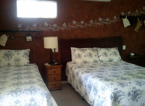 Armadale Cottage Bed & Breakfast - Your Accommodation 30