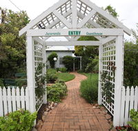 Jacaranda Guest House - Your Accommodation