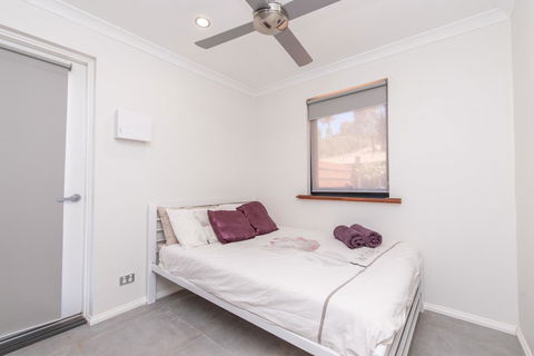 'Bindoon Valley Escape' Cottage - Your Accommodation 4