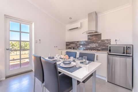 'Bindoon Valley Escape' Cottage - Your Accommodation 1