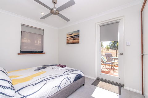'Bindoon Valley Escape' Cottage - Your Accommodation 2