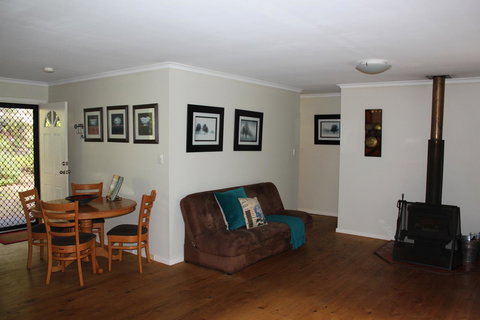 Francisca\'s Cottage - Your Accommodation 4