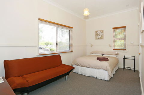 Busselton Guest House - Your Accommodation 27