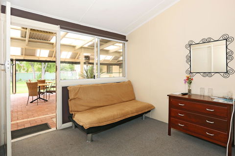 Busselton Guest House - Your Accommodation 43