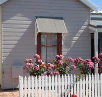 Bluebird Cottage - Your Accommodation