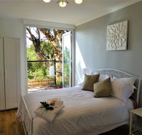 Treetops Cottage - Your Accommodation