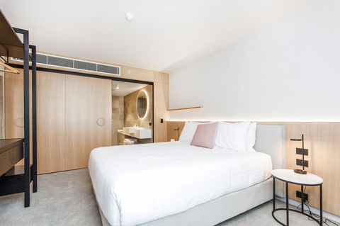Quay Perth - Your Accommodation 10