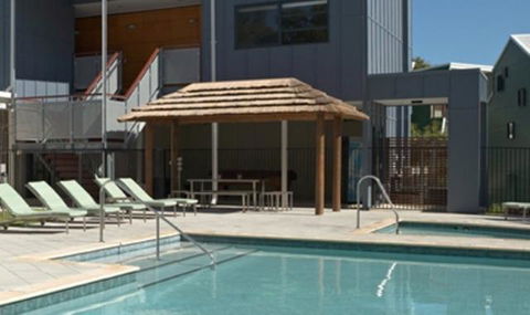 Footprints Preston Beach - Your Accommodation 9
