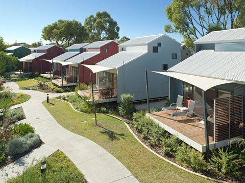 Footprints Preston Beach - Your Accommodation 8