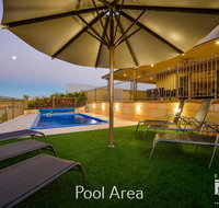 7 Kestrel Place - PRIVATE JETTY  POOL - Your Accommodation