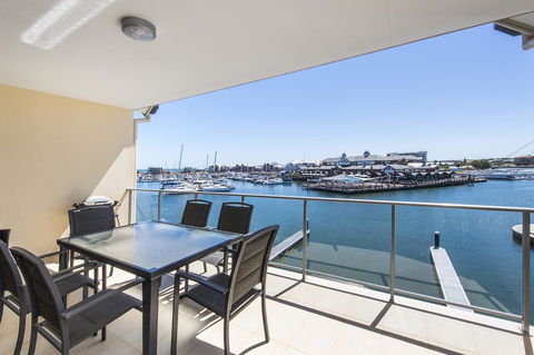 Dolphin Quay Apartments - Your Accommodation 36