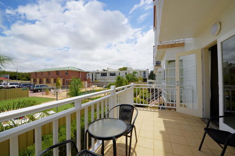 The Jetty Resort - Your Accommodation 27