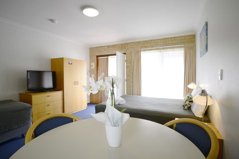 The Jetty Resort - Your Accommodation 38