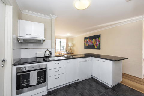 Subiaco Village - 34 - Your Accommodation 3