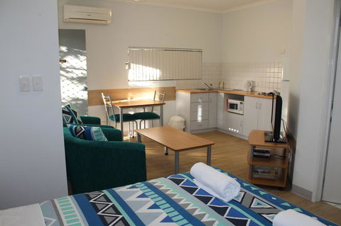 Mandurah Ocean Marina Chalets - Your Accommodation 1