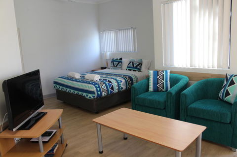 Mandurah Ocean Marina Chalets - Your Accommodation 9