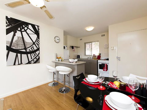 Style In Subiaco - Your Accommodation 3