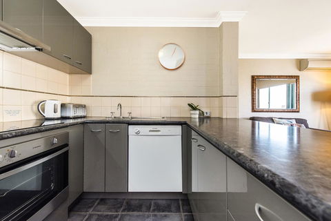 Subiaco Village 18 - Your Accommodation 5