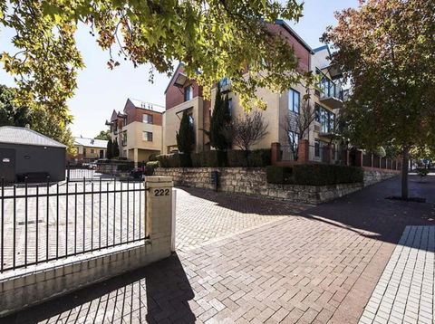 Subiaco Village 18 - Your Accommodation 20