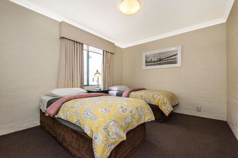 Subiaco Village 18 - Your Accommodation 10