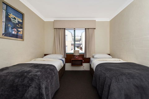Subiaco Village 18 - Your Accommodation 16