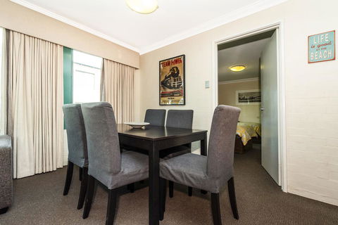 Subiaco Village 18 - Your Accommodation 4