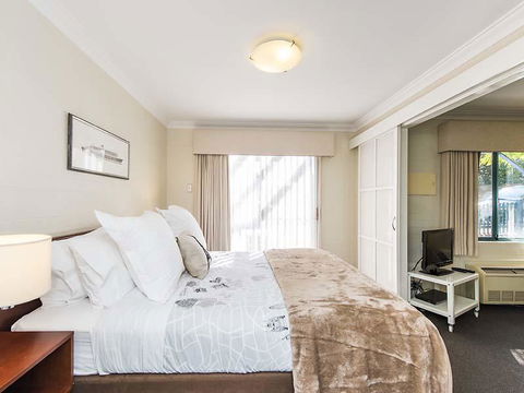Subiaco Village 28 - Your Accommodation 7