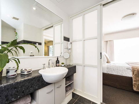 Subiaco Village 28 - Your Accommodation 12