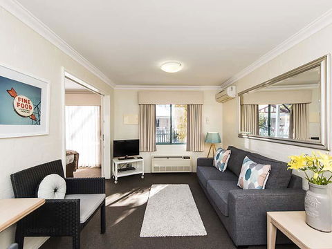 Subiaco Village 28 - Your Accommodation 1