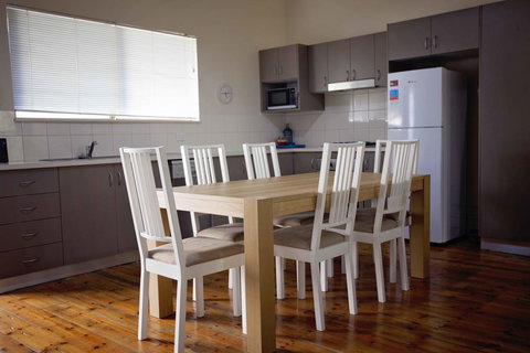 Hopetoun Motel & Chalet Village - Your Accommodation 7