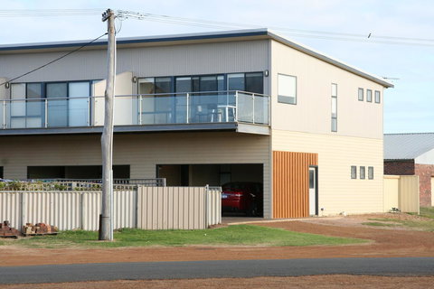 Hopetoun Motel & Chalet Village - Your Accommodation 21