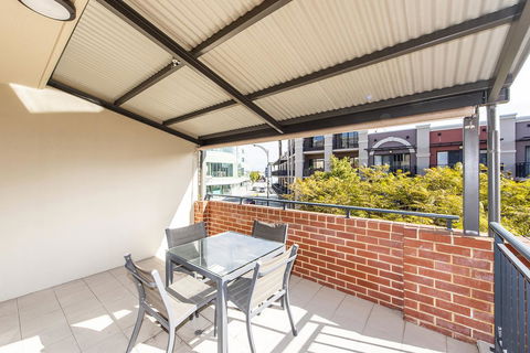 Subiaco Emporium Apartment - Your Accommodation 9