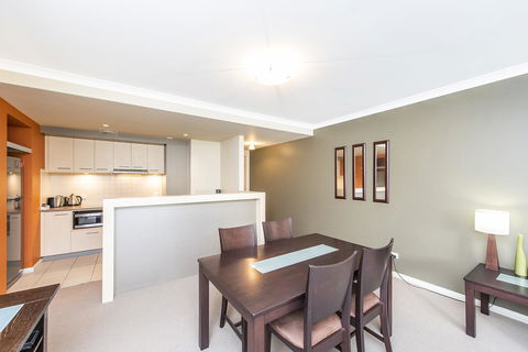 Subiaco Emporium Apartment - Your Accommodation 11