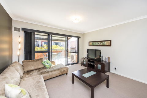 Subiaco Emporium Apartment - Your Accommodation 15