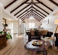 Maison Magnolia - Spacious Cozy Town House - Your Accommodation