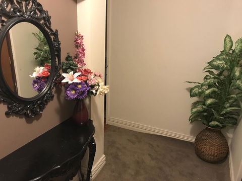 Master Room With Attachd Bath - Your Accommodation 4