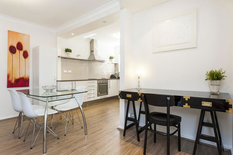 Forrest St - Your Accommodation 7