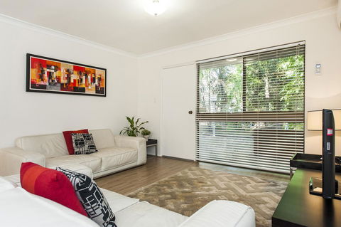 Forrest St - Your Accommodation 3