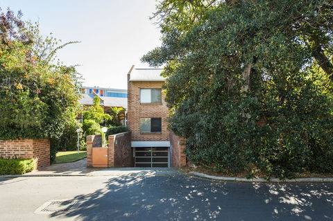 Forrest St - Your Accommodation 19